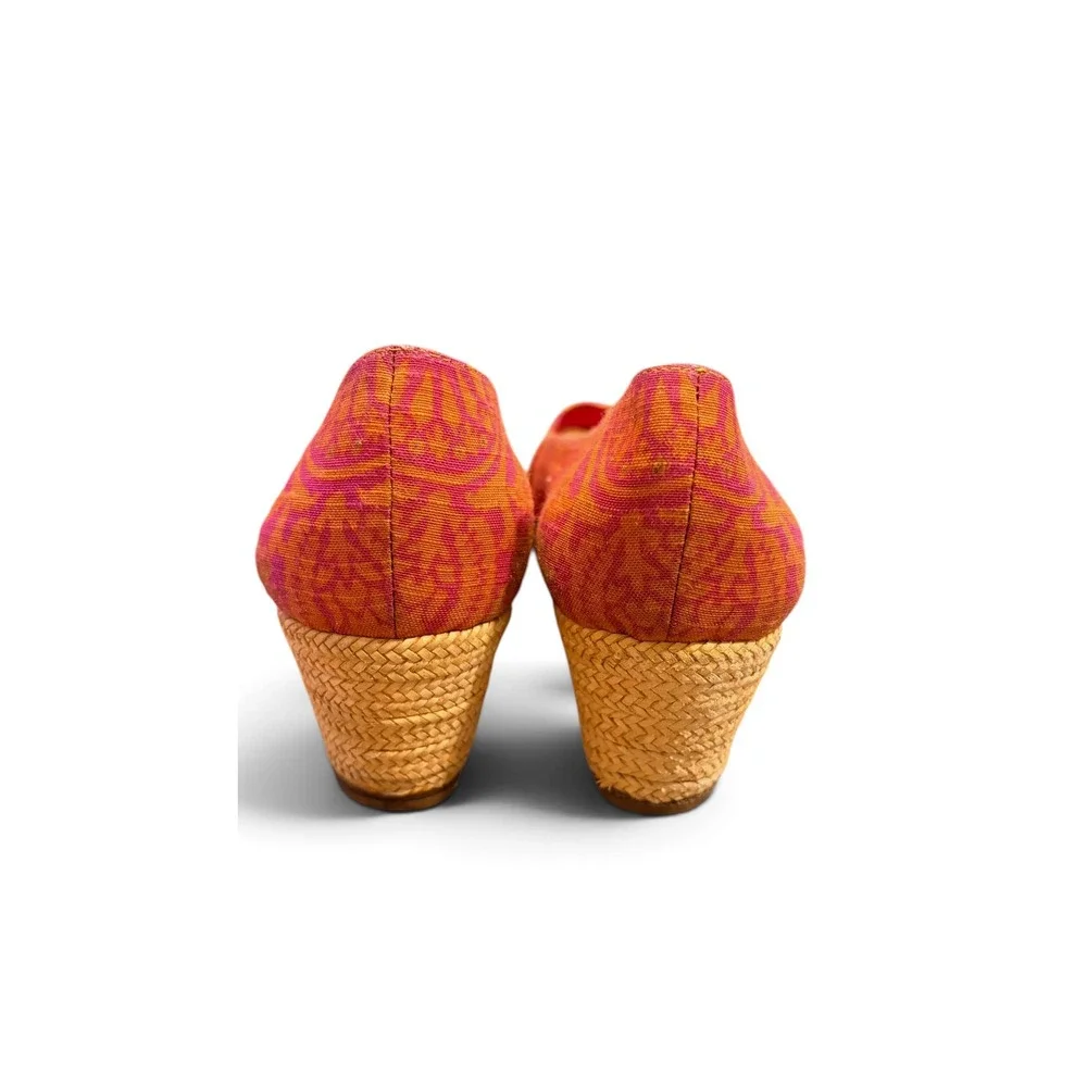 Stuart Weitzman Theodora Callum Wedge 9 - 9.5 Pink Orange Medallion Espadrille